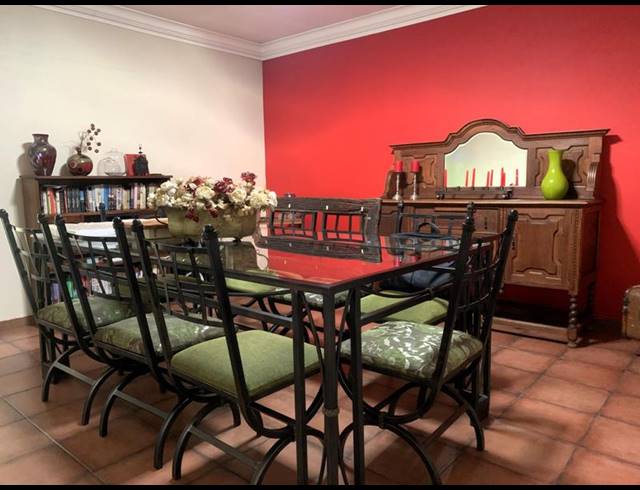 5 BEDROOM HOUSE FOR SALE IN LIBRADENE